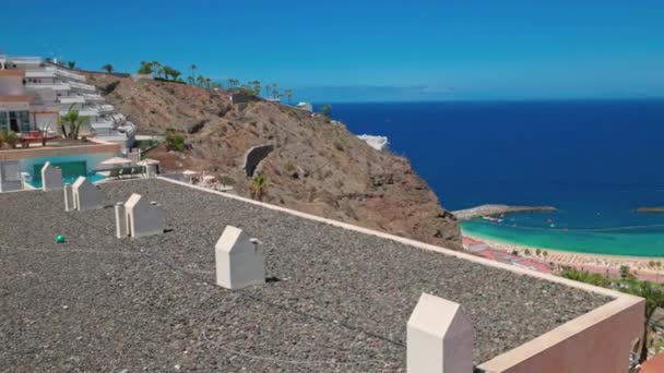 Gyönyörű Kilátás Nyílik Hegyi Táj Gran Canaria Türkiz Víz Homokos — Stock videók