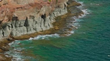 Atlantik Okyanusu, Büyük Kanarya Adası, İspanya 'nın güzel kayalık kıyı manzarası.