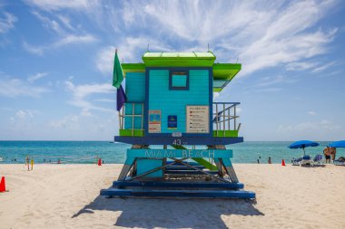 Miami Plajı 'ndaki su koruma istasyonunun güzel manzarası. Florida mı? ABD.