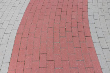 Atlantik Okyanusu kıyısındaki Miami Beach Walking Street 'in kırmızı ve gri kaldırım taşlarının görüntüsü. ABD.