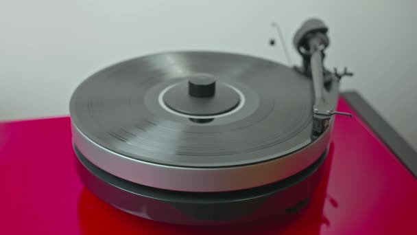 Close View Vinyl Record Playing Turntable — Stok Video