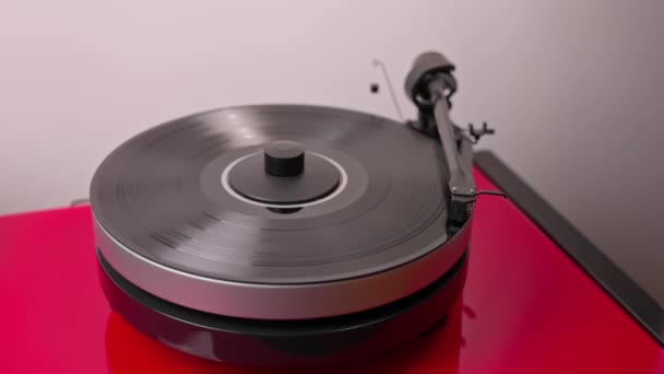 Close View Playing Analog Vinyl Record Turntable — Stock Video