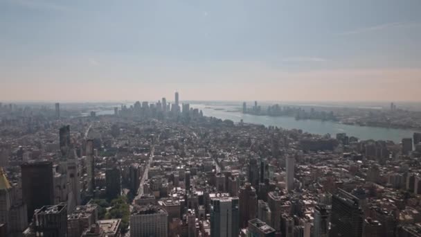 Krásný Panoramatický Výhled Manhattan Hudson River Sochou Svobody Mrakodrapy Dohledu — Stock video