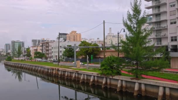 Biscayne Körfezi Manzaralı Güzel Şehir Manzarası Bulutlu Bir Yaz Gününde — Stok video