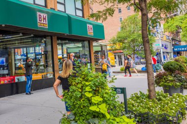 Manhattan 'da 34. Cadde' deki BH Photo Video ticari mağazasının ön yüzü. - New York. ABD. 