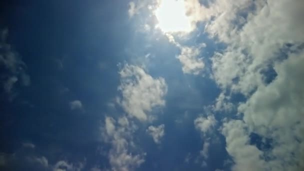 Gyönyörű Kilátás Nyílik Napra Egy Mexikói Napfogyatkozás Idején Felhős Égbolttal — Stock videók