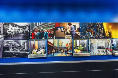 Empire State Müzesi 'ndeki tarihi sergide arşiv fotoğrafları ve kültürel eserler sergileniyor. - New York. ABD. 