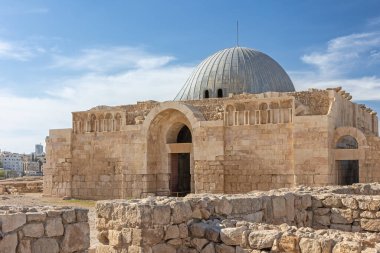 Amman Kalesi 'ndeki Umayyad Sarayı, Amman' da bir arkeolojik alan. Ürdün. 