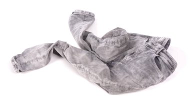 Gri kotlar beyaz arka planda izole edilmiş.