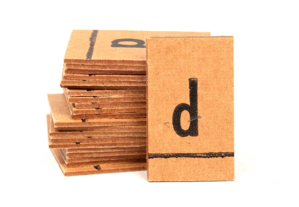 一堆堆来自一个非常旧的信箱的信件 用来教育孩子们 字母D — 图库照片