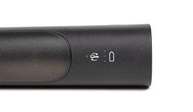 Beyaz bir arka plan üzerinde izole modern diş fırçası