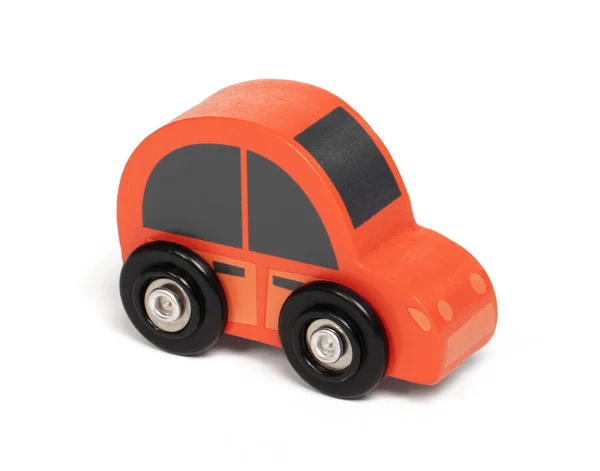 白い背景に隔離されたレトロな木製のおもちゃの車 — ストック写真