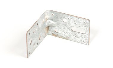 Açı metal profilleri, beyaz arkaplanda izole