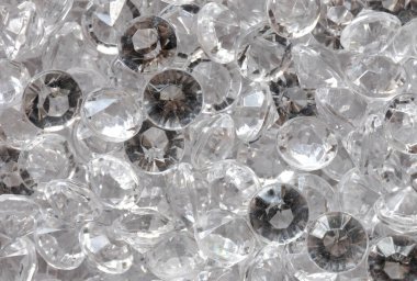 Sahte mi, gerçek mi? Birçok küçük elmas tam ekran, seçici odak