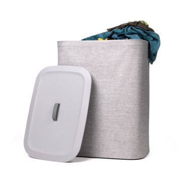 Gri bir sepetin içinde, beyaz bir sepetin içinde.