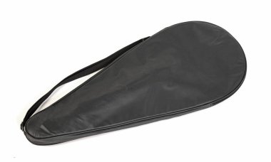 Beyaz arka planda izole edilmiş eski tenis raketi kapağı