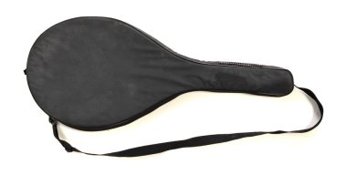 Beyaz arka planda izole edilmiş eski tenis raketi kapağı