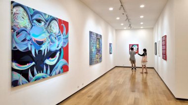 Bangkok, Tayland - 16 Aralık 2023: Tang Çağdaş Sanat, Nehir Kenti, Bangkok, Tayland Çağdaş Sanat Sergisi.
