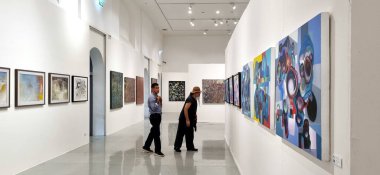 Bangkok, Tayland - 6 Aralık 2024: 4 ARALIK 2024, Tayland, Bangkok Ulusal Galerisi Çağdaş Sanat Sergisi.