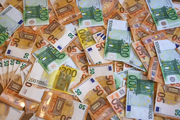 Τραπεζογραμμάτια Ευρώ Στο Τραπέζι Κλείσιμο Των Ταμειακών Ροών Ευρώ Έννοια — Φωτογραφία Αρχείου