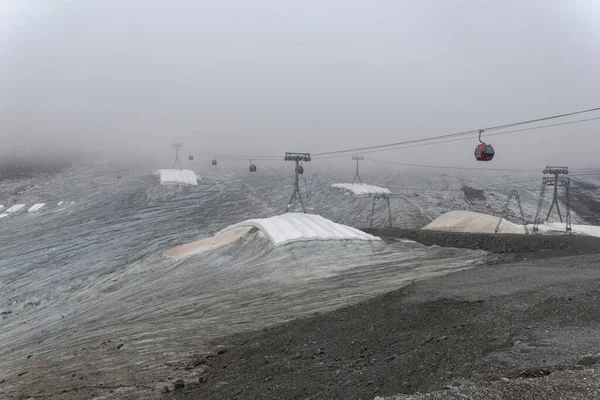 Stubai Glacier Austrian Alps Nustift Stubaitalのケーブルカー — ストック写真