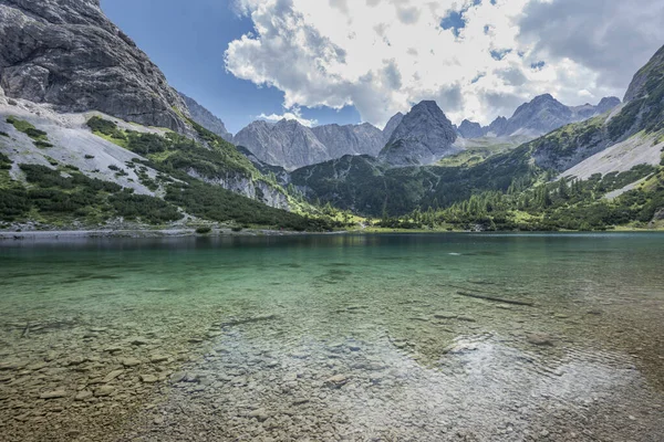 Озеро Seebensee Районі Mieming Range Штат Тіроль Австрія Ліцензійні Стокові Зображення