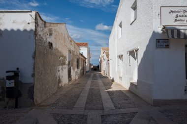 ALICANTE, İspanya - 26 Şubat 2023: İspanya 'nın Alicante belediyesindeki Tabarca kentinin manzarası