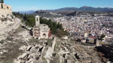 Preciosa Vista bölgesi del Castillo de la Mota en Alcal la Real, Jan