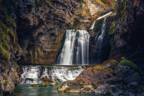Vodopád Národním Parku Ordesa Monte Perdido — Stock fotografie