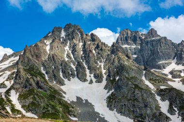 Rize 'deki Kackar Dağları, Türkiye. Karlı güzel bir manzara. Avusor Platosu.