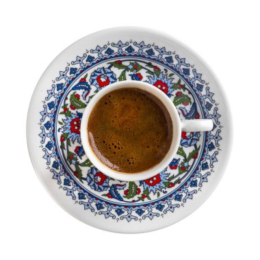 Geleneksel porselen fincanlı Türk Kahvesi. Türk lokumlu kahve sunumu. Köpüklü Türk Kahvesi.