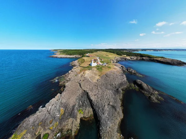 Sinop 'taki Inceburun Deniz Feneri. Hindi. Inceburun Türkiye 'nin en kuzey noktasıdır. İnsansız hava aracı ile hava saldırısı.