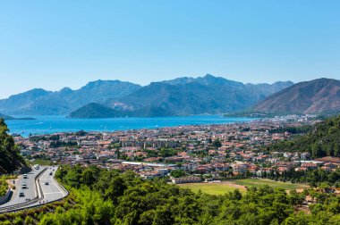 Marmaris, Mugla, Türkiye. Marmaris 'in hava görüntüsü. Panoramik görünüm.