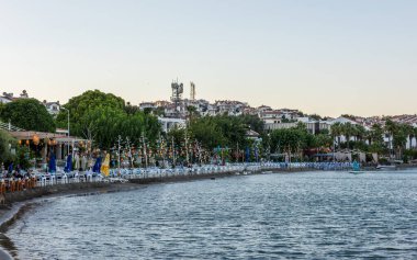 Mugla, Türkiye - 13 Eylül 2023: Datca, Mugla, Türkiye. Datca 'nın güzel manzarası. Deniz ve marina manzarası. 