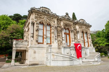 Ihlamur Pavyonu 'nun törensel büfesi. Beşiktaş, İstanbul, Türkiye. Osmanlı döneminde inşa edilmiş, bugün müze olarak ziyaretçilere açık..