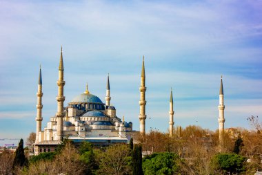 İstanbul 'daki Mavi Cami. (Sultanahmet Camii) Sultanahmet bölgesi turistler için popüler..