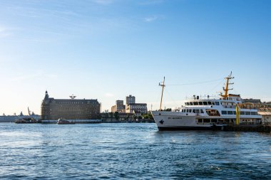 İstanbul, Türkiye - 18 Şubat 2024: İstanbul, Türkiye. Güzel İstanbul boğaz manzarası.