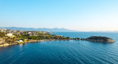 Kusadasi, Aydın, Aydın. Kusadasi, Türkiye 'de bir turistik sahil beldesi. Kusadasi 'nin hava görüntüsü.