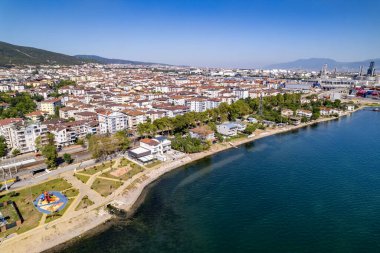 Korfez, Kocaeli, Türkiye. Korfez, Kocaeli ilinin bir ilçesidir. İnsansız hava aracı ile hava görüntüsü.