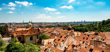 Prag, Çek Cumhuriyeti, 25 Haziran 2016: Prag Şehri Peyzajı. Hava görünümü.