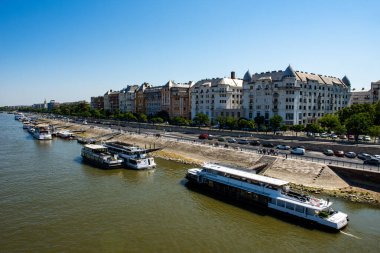 Budapeşte, Macaristan - 18 Temmuz 2017: Budapeşte 'nin panoramik manzarası. Güzel şehir manzarası