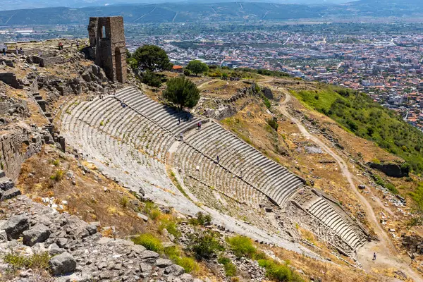 Bergama 'daki Pergamon Akropolis Amfitiyatrosu. İzmir, Türkiye. Pergamon Antik Şehir.