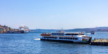 İstanbul, Türkiye - 28 Haziran 2025: İstanbul, Türkiye. Güzel İstanbul boğaz manzarası.