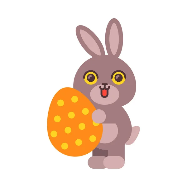 Bunny Håller Ägget Och Ler Rolig Karaktär Vektor Illustration — Stock vektor