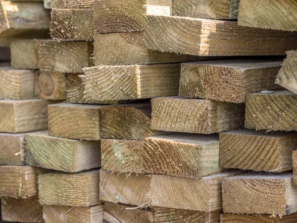 Zásoby Dřeva Naskládané Vrstev — Stock fotografie