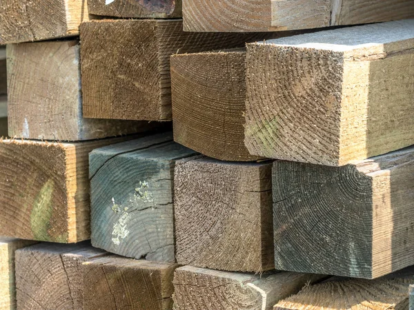 Zásoby Dřeva Naskládané Vrstev — Stock fotografie
