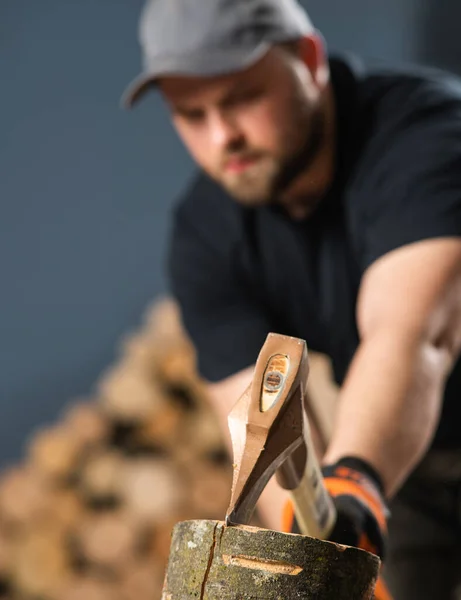 Hand Axe Firewood Chopping Wood Fire Heat — Zdjęcie stockowe