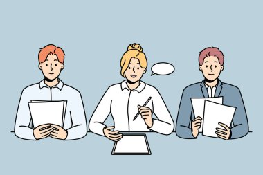 Banka çalışanları kredi almayı öneriyor, iyi şartlarda ipotek ediyorlar. İş ortakları, tedarikçiler, avukatlar işbirliği sözleşmesi imzalamaya hazır. Vektör çizgisi sanatı çok renkli izole edilmiş illüstrasyon.