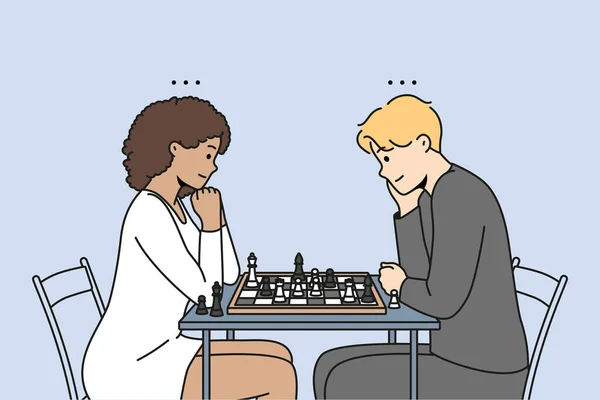 这对快乐的夫妇一起坐在桌旁下棋 男人和女人在桌边玩逻辑棋盘游戏 业余爱好和娱乐 矢量说明 — 图库矢量图片