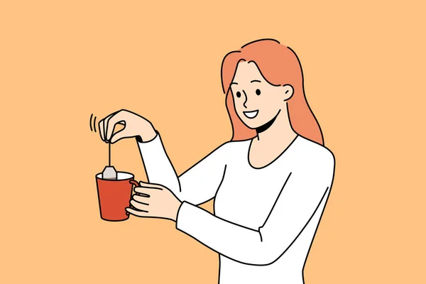Mulher Sorridente Fazer Chá Xícara Menina Feliz Preparar Bebida Quente — Vetor de Stock